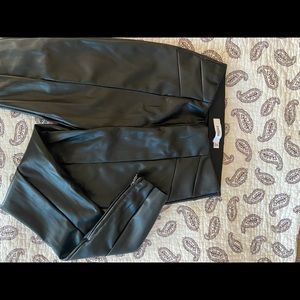 Brand new thick leather pants with zipper